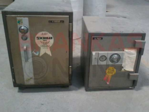 servis brankas genuk 3