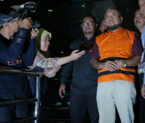 Apa yang KPK temukan di dalam Brankas Penyuap Patrialis2