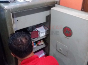 Servis Brankas Lemari Besi di tlogosari 3