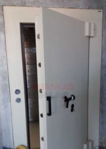 Servis brankas Citarum3