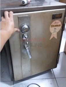 Servis brankas Patimura3