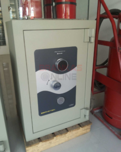 Toko Brankas Lemari Besi di Citarum 1