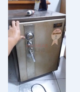 servis brankas di peterongan 1