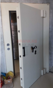 servis brankas di psr johar baru 2