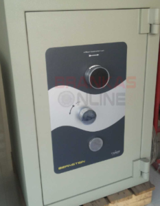 toko brankas di pemuda