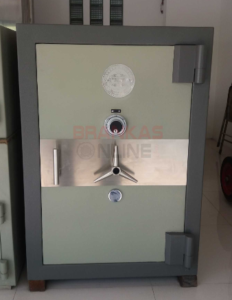 toko brankas dr cipto 2