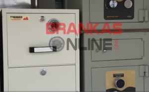 toko brankas lemari besi cendrawasih1