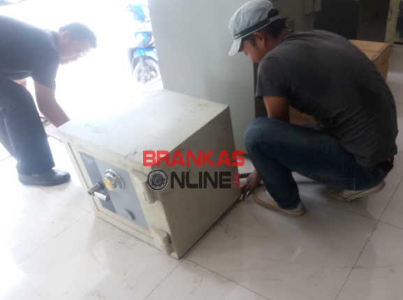 Jasa pindah brankas di gajah