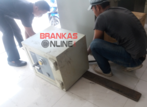 Jasa pindah brankas di majapahit