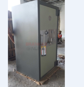 toko brankas di kaliwungu