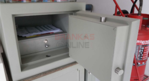 toko brankas di weleri2