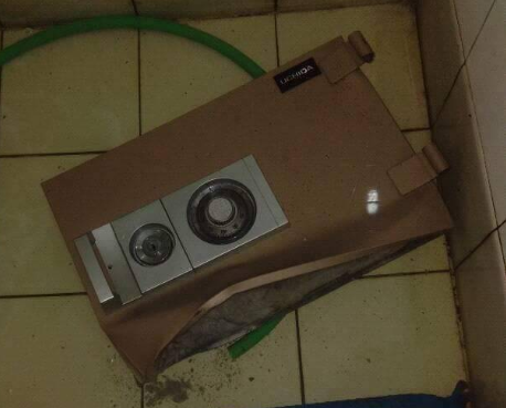 brankas toko makaroni dibobol3