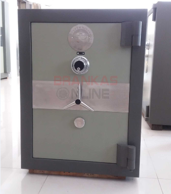 Jasa Pindah Brankas di TransMart Semarang1