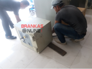 jasa-pindah-brankas-di-pemalang1