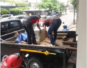 jasa pindah brankas-lemari-besi-di-sukorejo1
