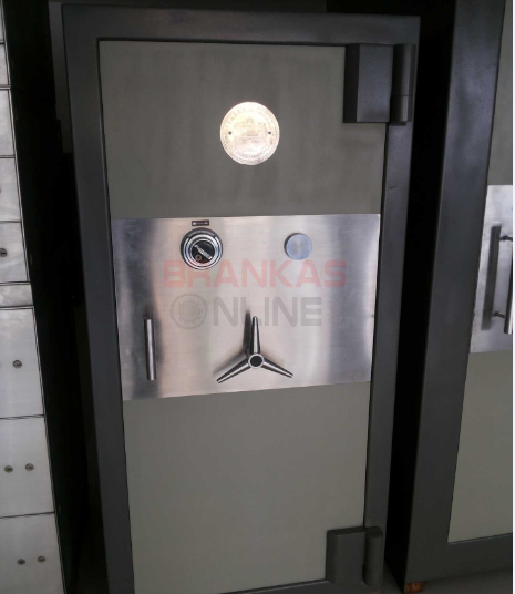 jual-brankas-lemari-besi-di-Kendal2